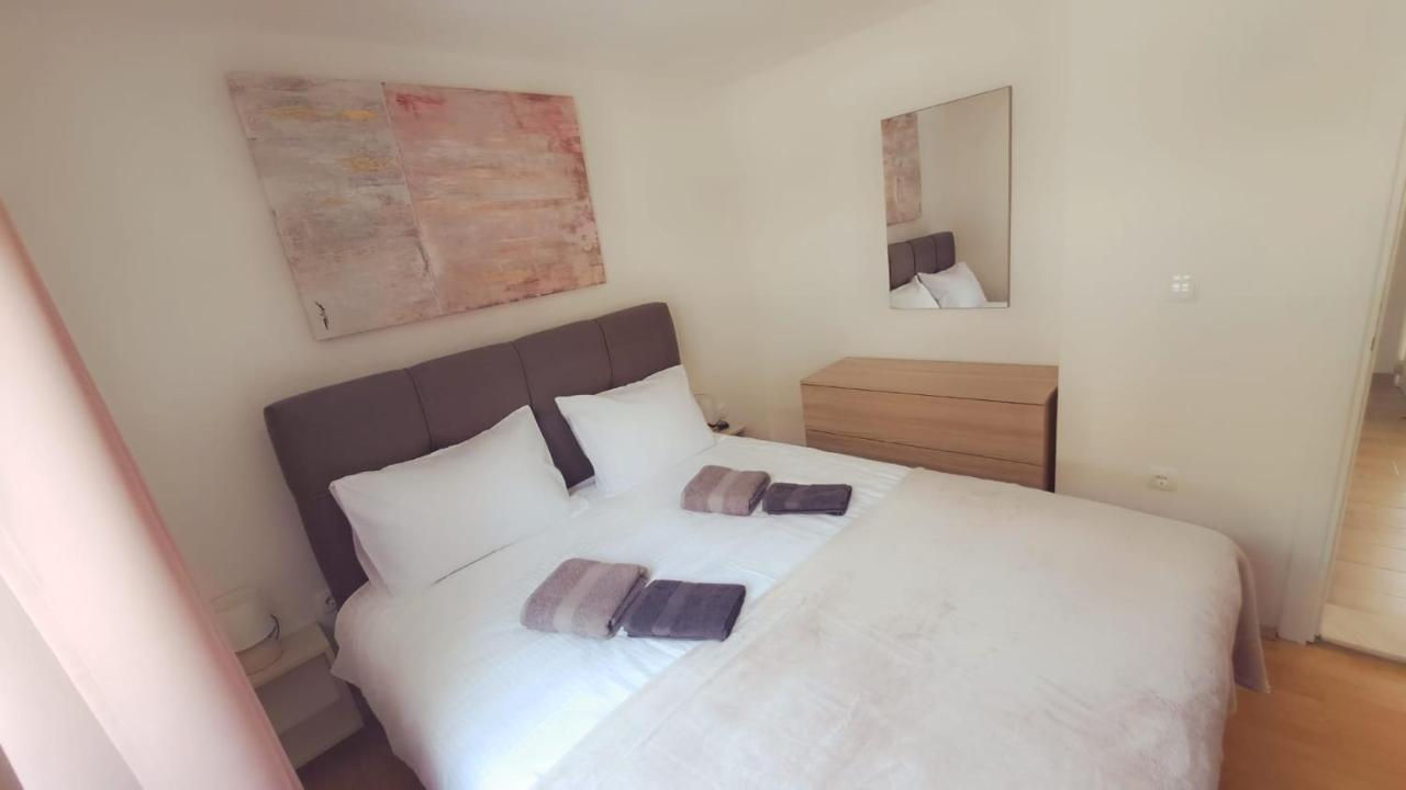 Apartment Two Bedroom Bambi Vir
