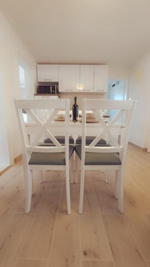 Two Bedroom Bambi Vir