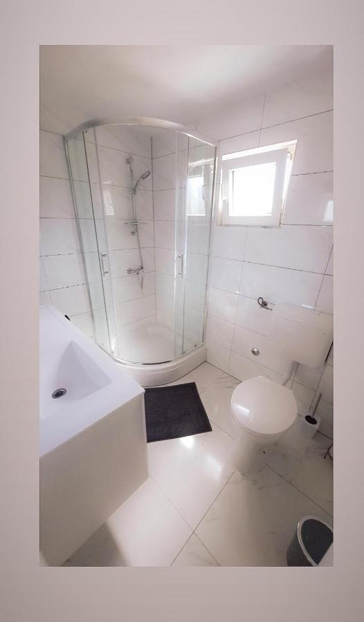 Apartment Two Bedroom Bambi Vir